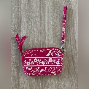 PREOWNED … VERA BRADLEY ID Holder / Wristlet